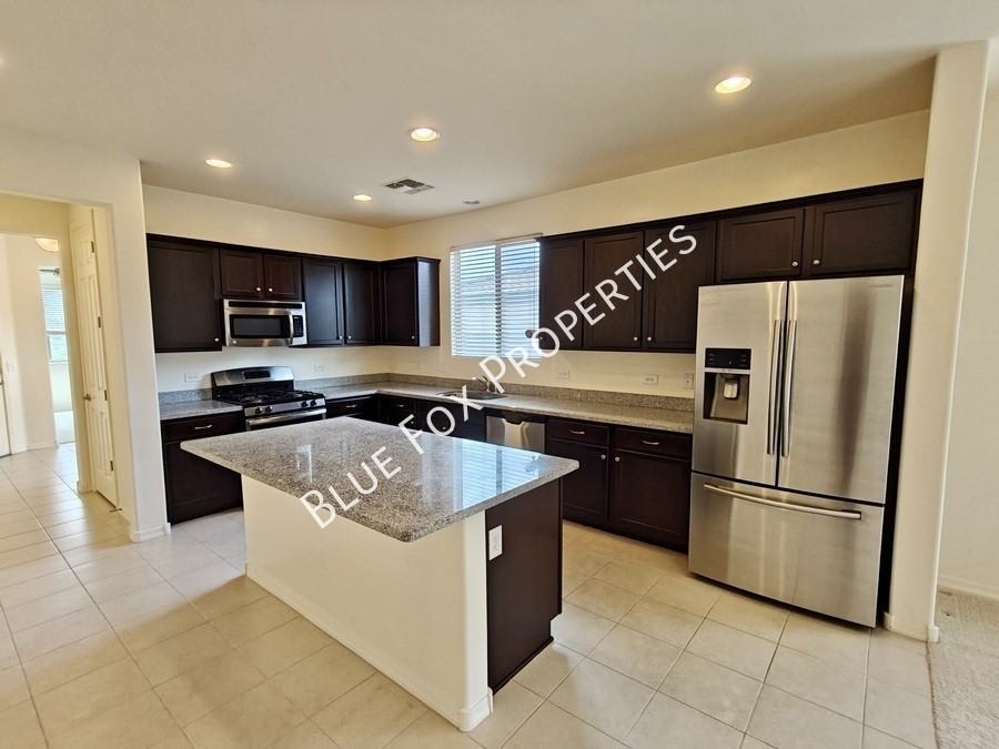 12163 N Meditation Dr - Photo 6 of 33