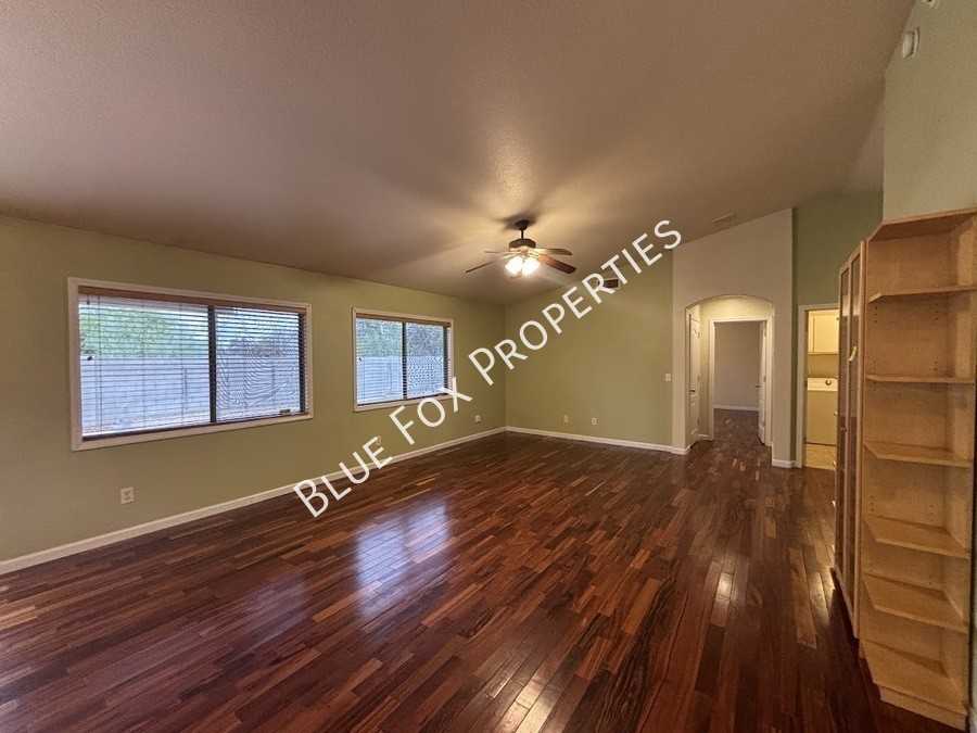 3149 S Quinn Dr - Photo 6 of 29