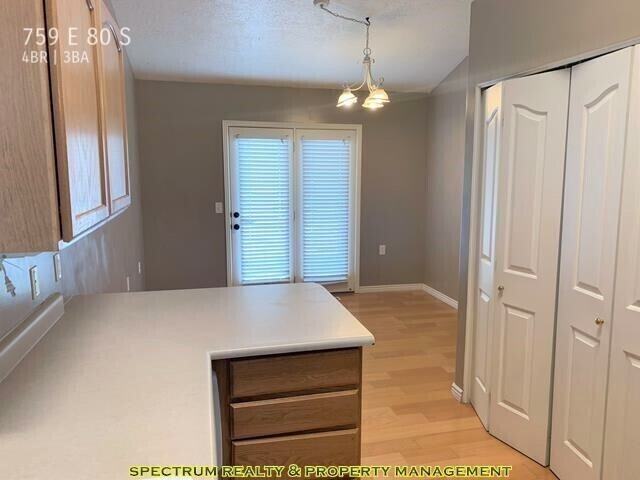 759 E 80 S - Photo 6 of 23