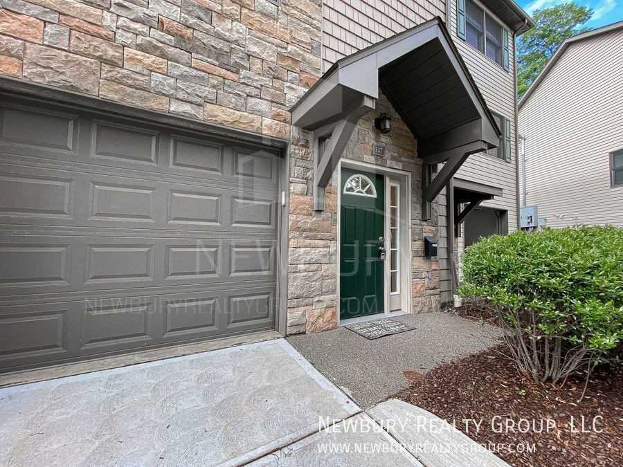 147 Banksville Pl #147 - Photo 2 of 50