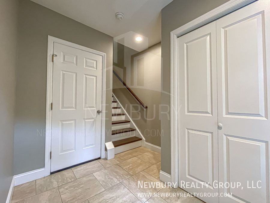 147 Banksville Pl #147 - Photo 3 of 50