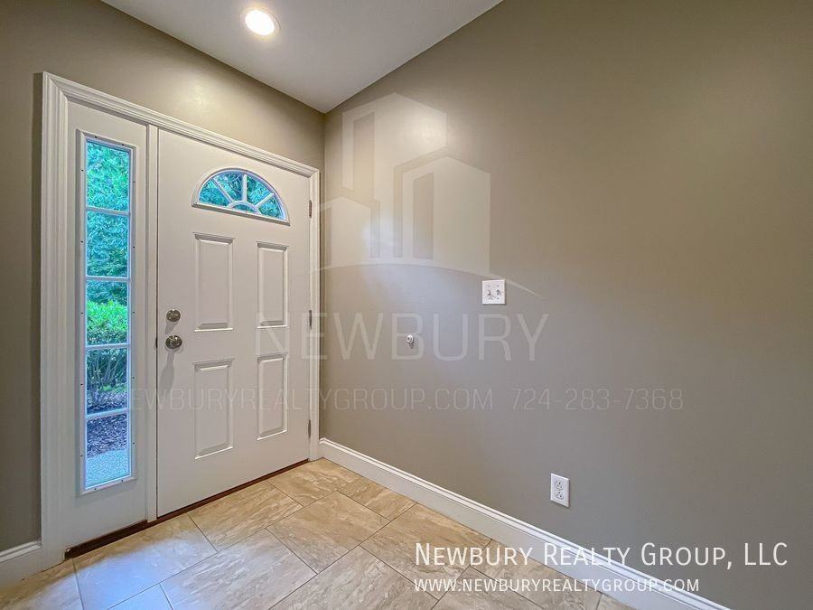 147 Banksville Pl #147 - Photo 4 of 50