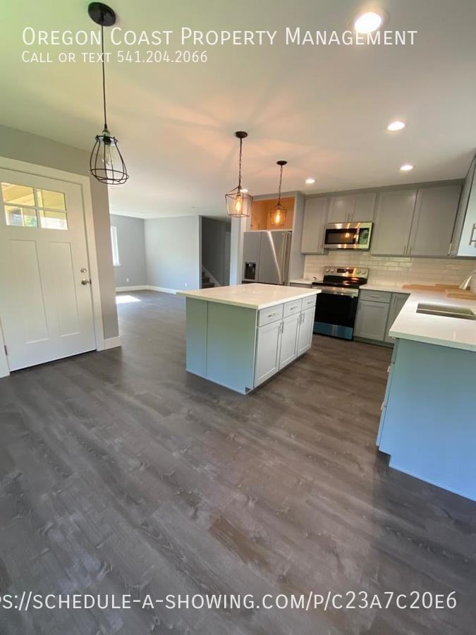 4245 Sequoia Loop - Photo 3 of 23