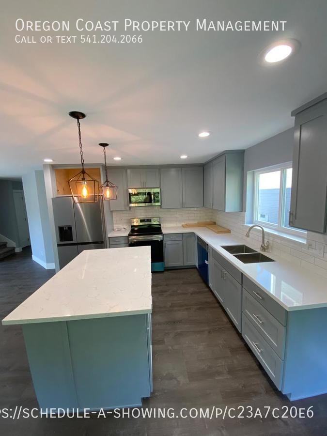 4245 Sequoia Loop - Photo 4 of 23