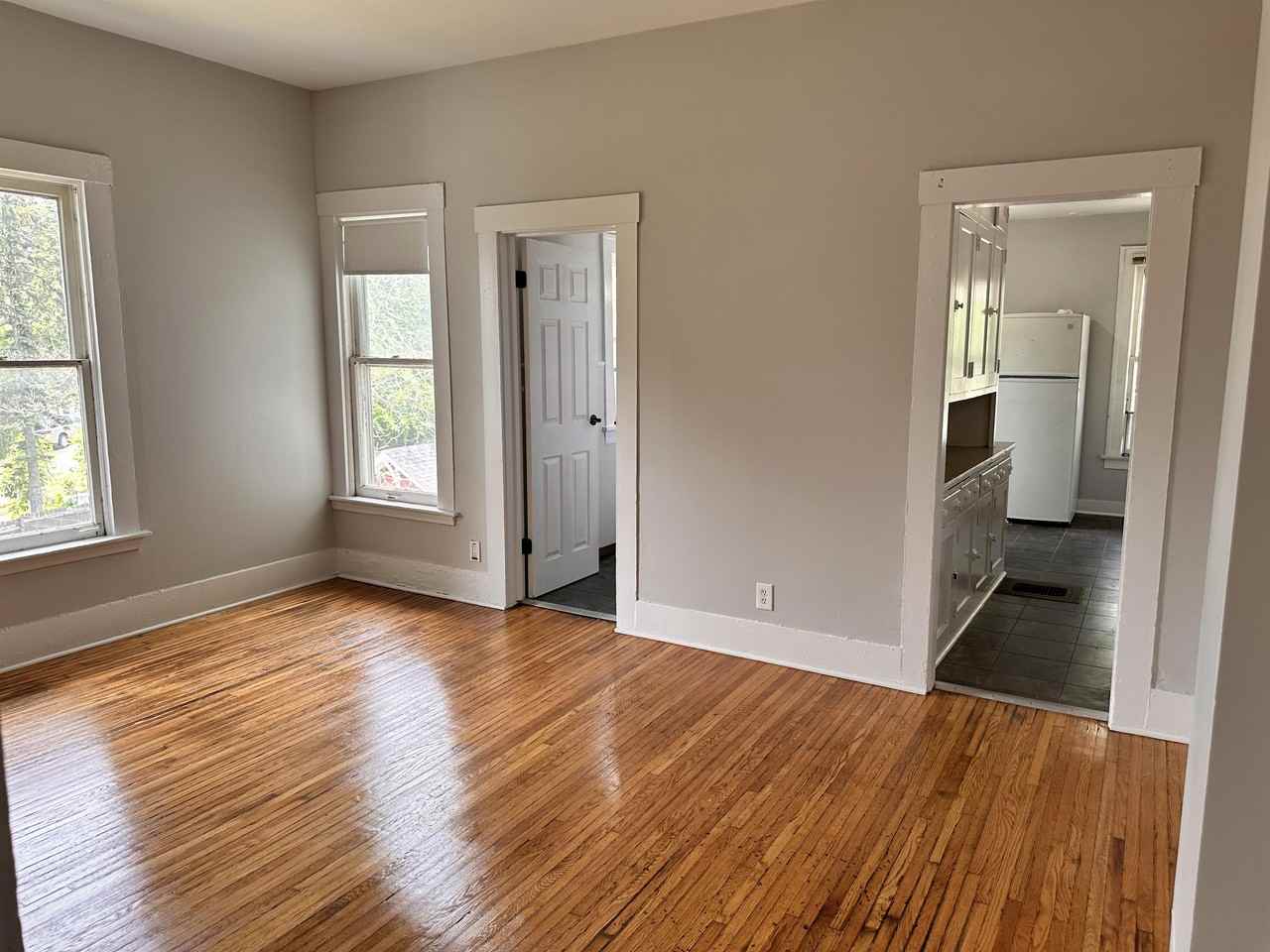 333 Raymond St #2 - Photo 4 of 13