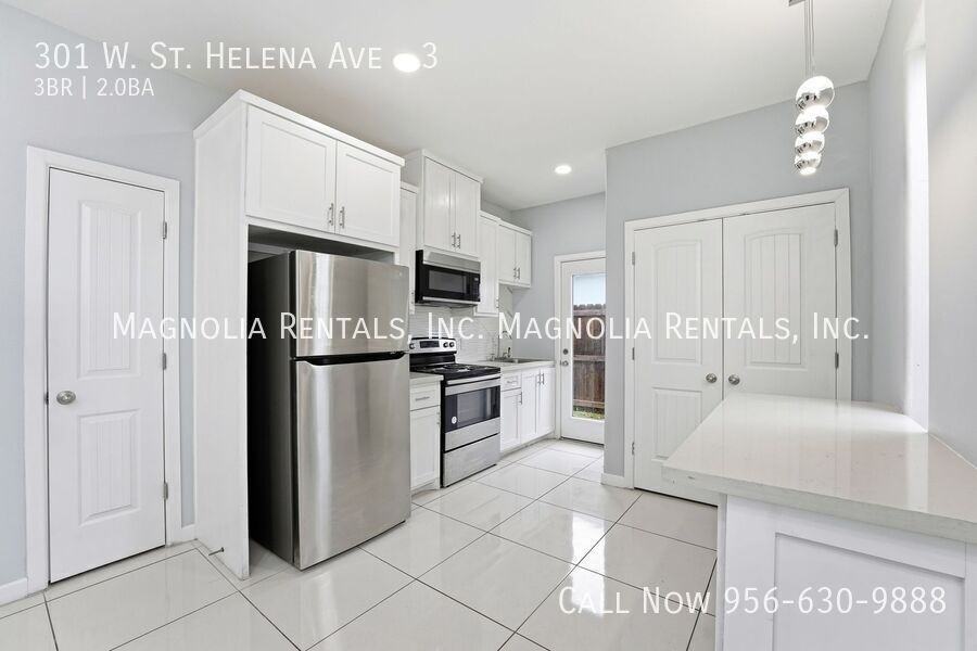 301 W Saint Helena Ave #3 - Photo 4 of 13