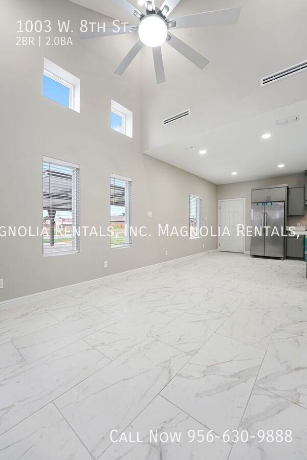 1003 W 8th St #4 - Photo 4 of 18