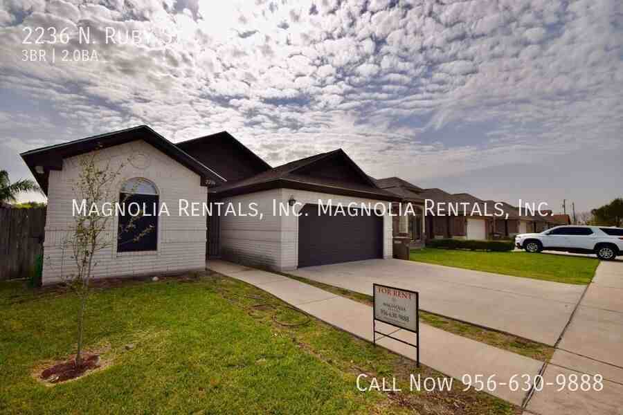 2236 N Ruby St - Photo 2 of 22