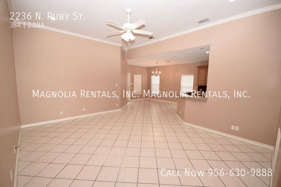 2236 N Ruby St - Photo 3 of 22