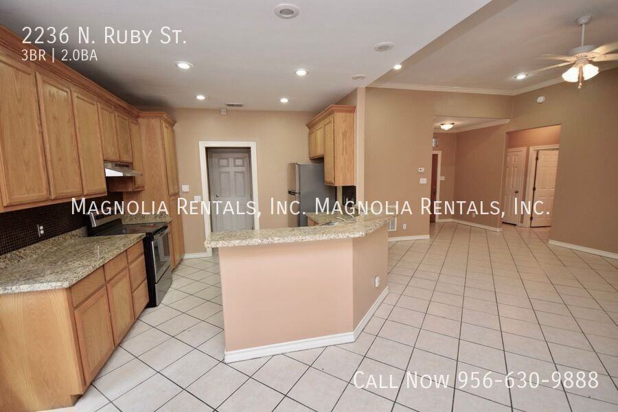 2236 N Ruby St - Photo 5 of 22