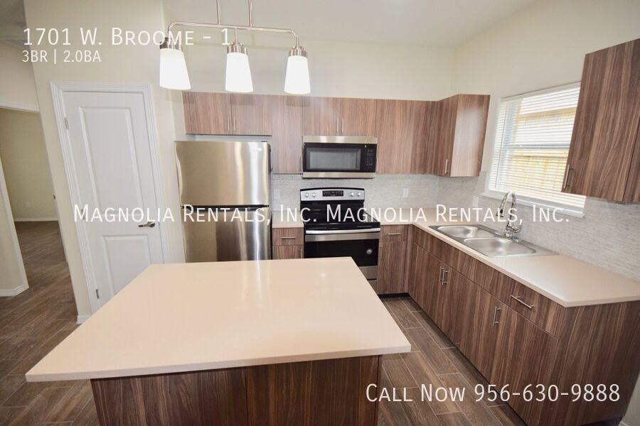 1701 W Broome St #1 - Photo 6 of 17