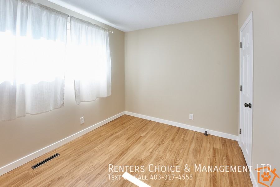 807 7a Ave N - Photo 7 of 15