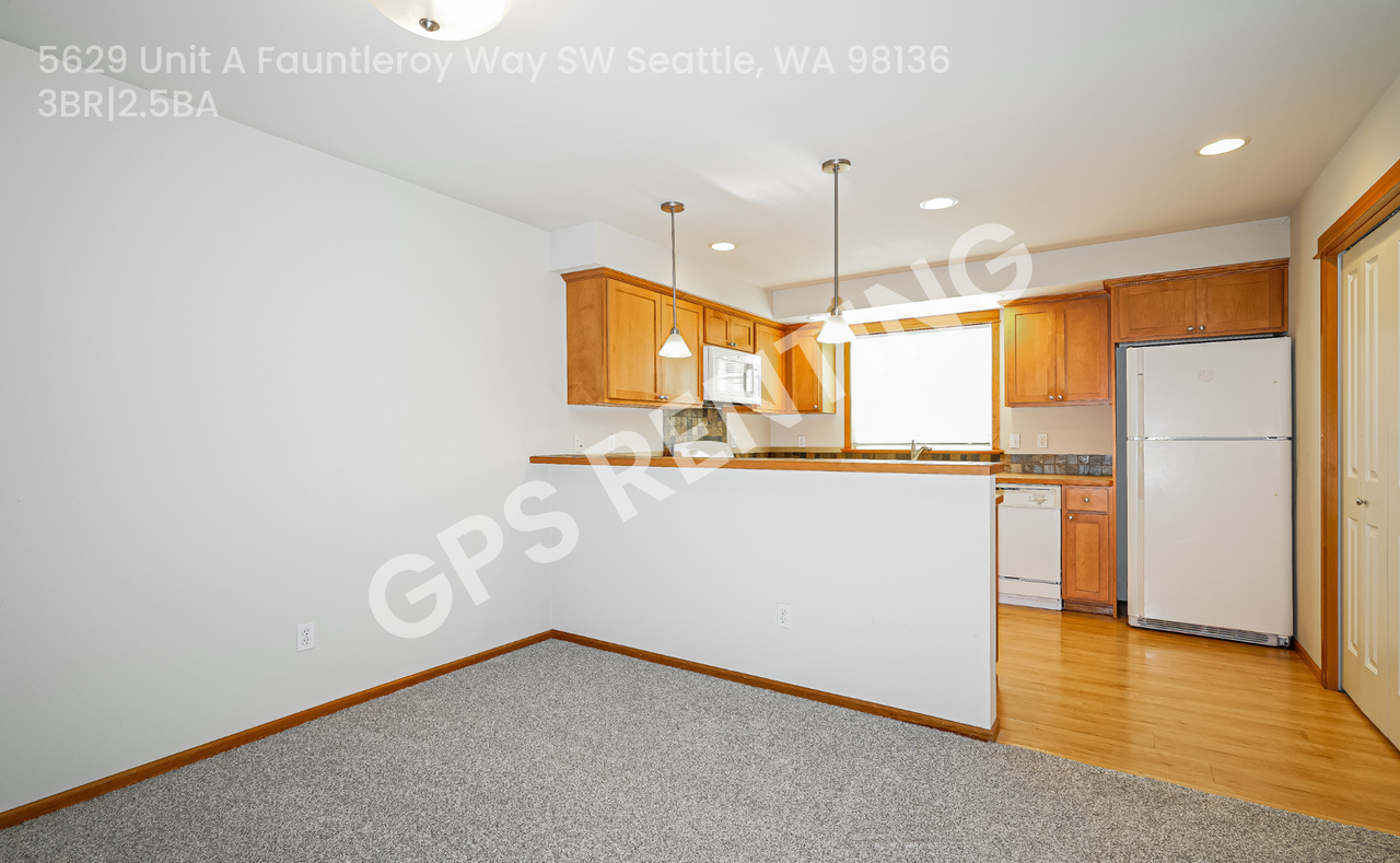 5629 Fauntleroy Way Sw #A - Photo 5 of 15