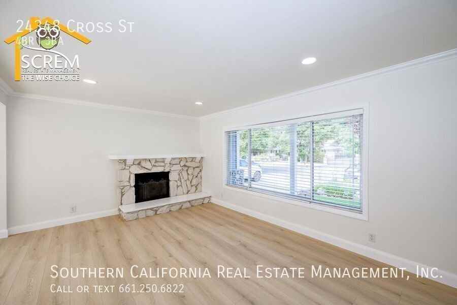24348 Cross St - Photo 4 of 32
