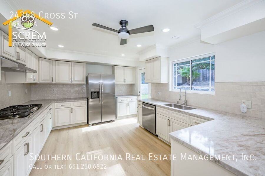 24348 Cross St - Photo 7 of 32