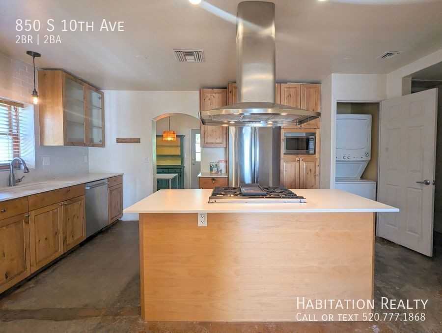 850 S 10th Ave - Photo 2 of 24