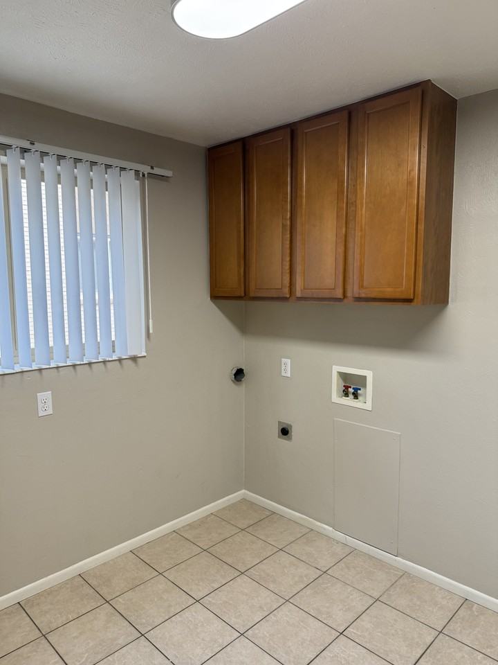 7700 W 61st Ave #7700-06 - Photo 3 of 12