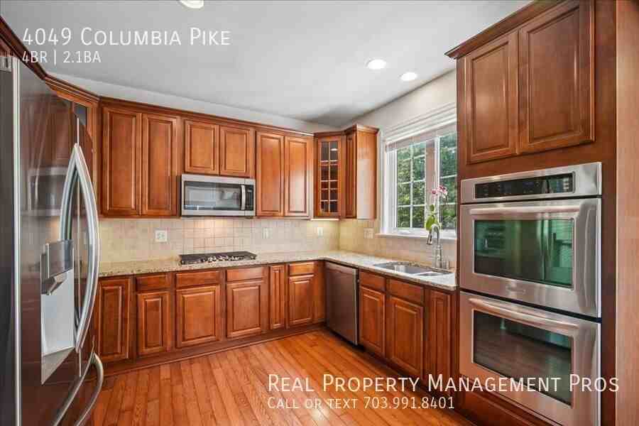4049 Columbia Pike - Photo 4 of 43