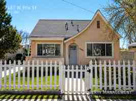 featured image of 1487 W 9th St