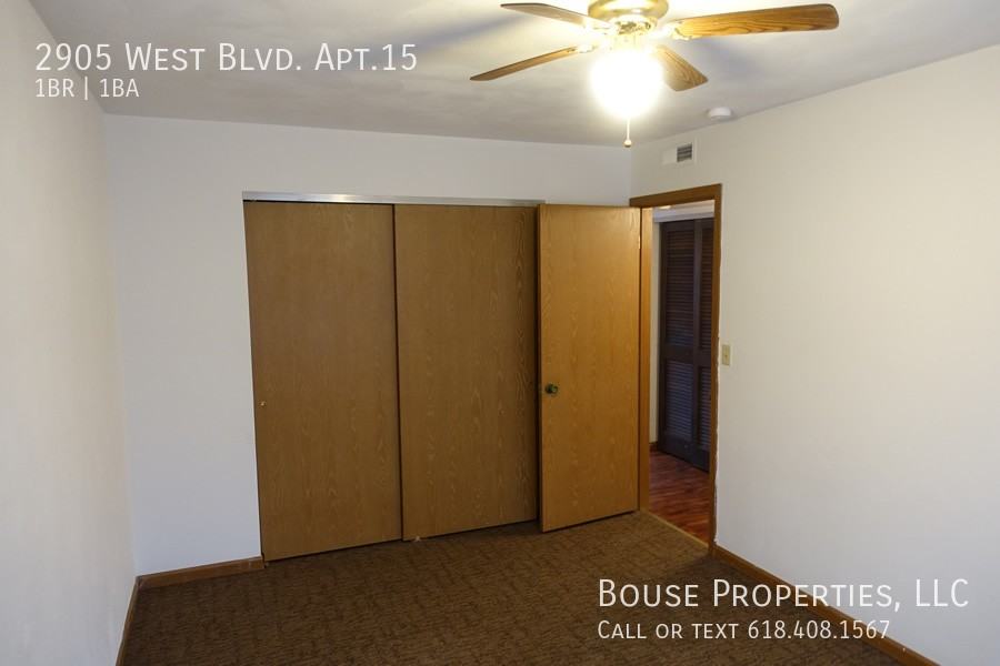 2905 West Blvd Apt 15 - Photo 2 of 5