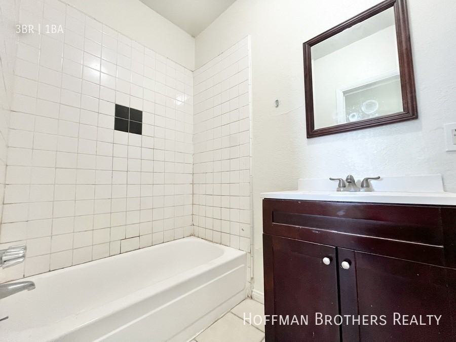 625 W Vernon Ave #2 - Photo 7 of 10