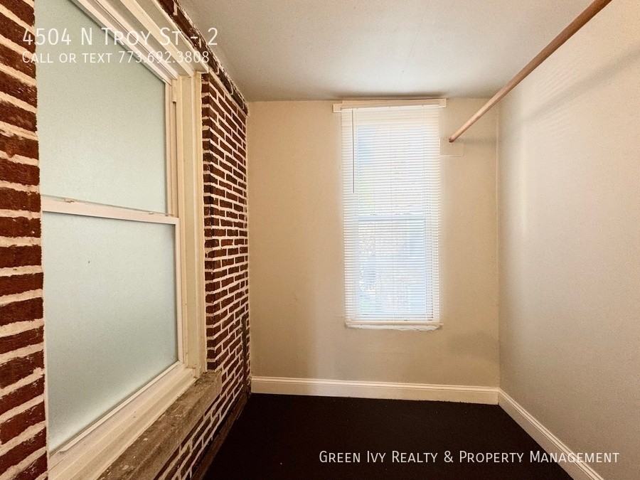 4504 N Troy St #2 - Photo 4 of 13