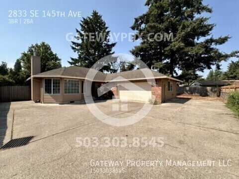 2833 Se 145th Ave - Photo 2 of 38