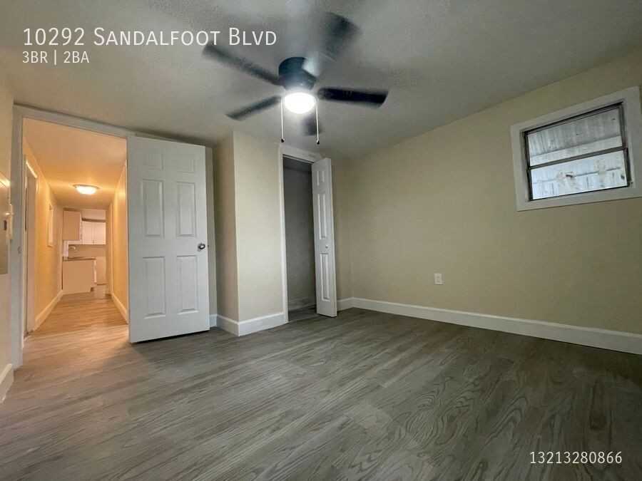 10292 Sandalfoot Blvd W - Photo 4 of 16