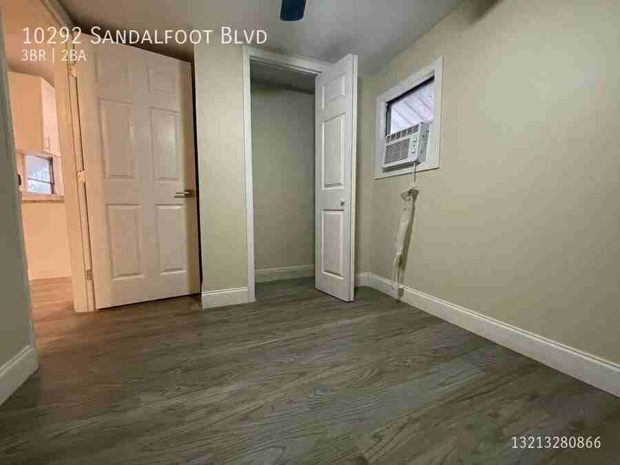 10292 Sandalfoot Blvd W - Photo 7 of 16