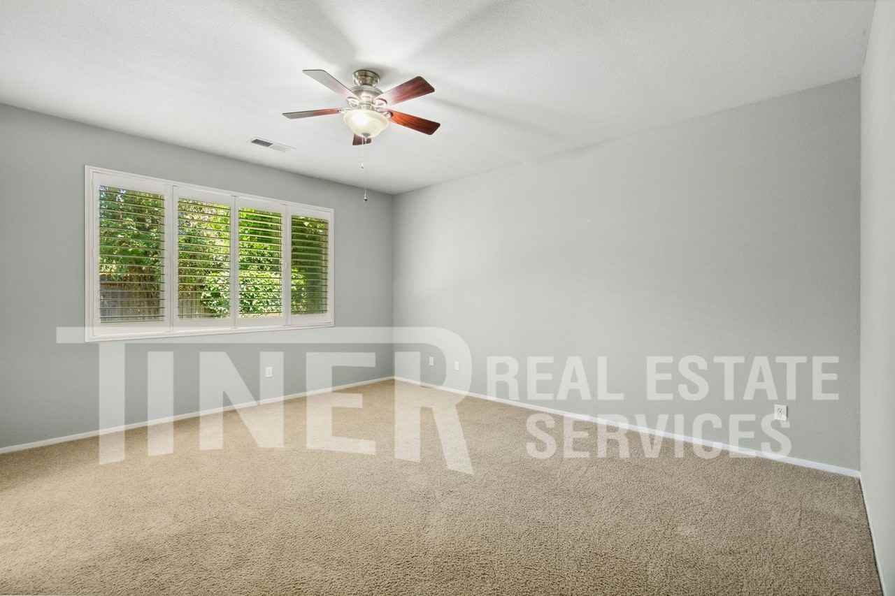 1502 Limewood Rd - Photo 7 of 24