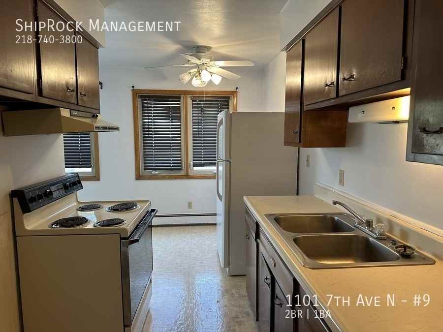 1101 N 7th Ave #9 - Photo 3 of 12