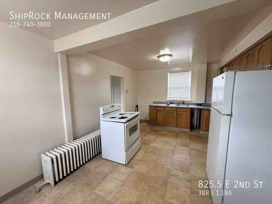 E 2nd St - Photo 6 of 17