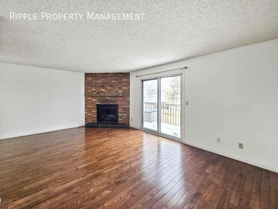 1513 36 St Se #A - Photo 5 of 22