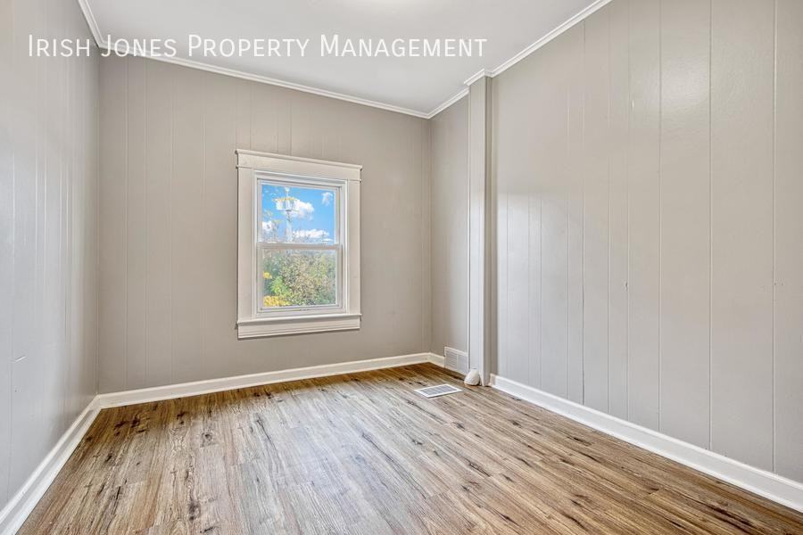 19 Hinman Ave #2 - Photo 4 of 17