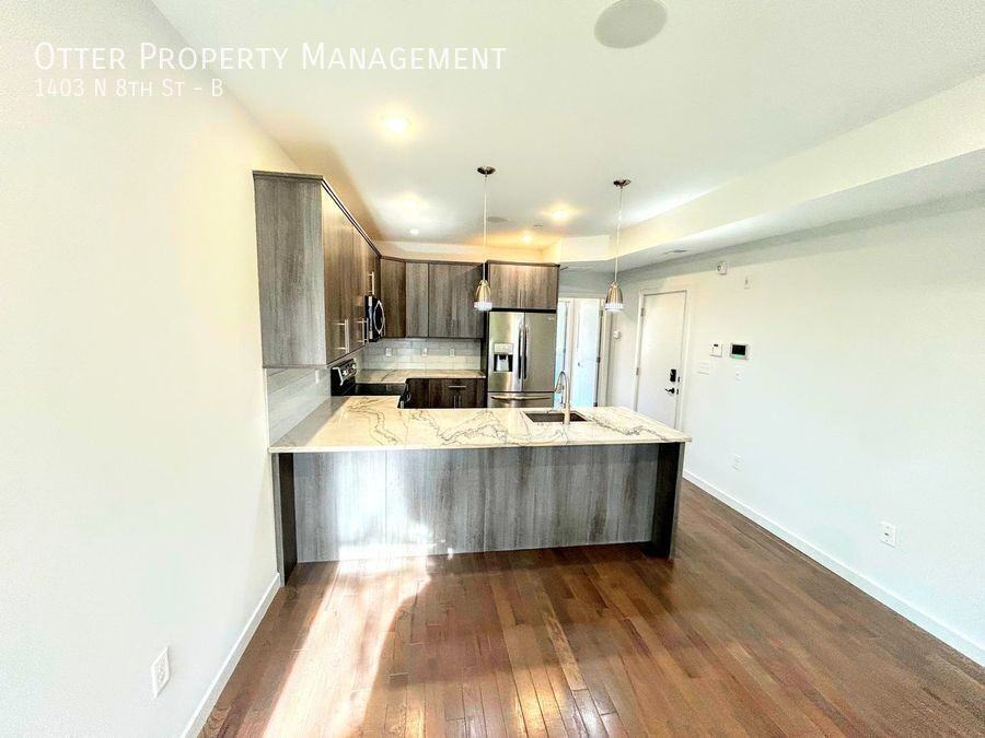 1403 N 8th St #B - Photo 5 of 22