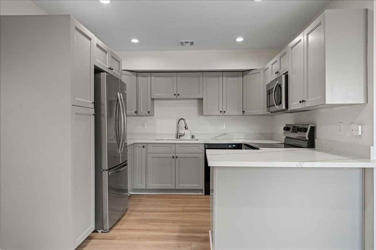 17424 Burbank Blvd #205 - Photo 3 of 25
