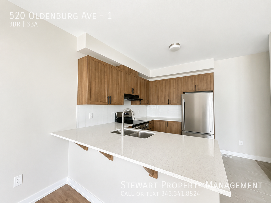 520 Oldenburg Ave #1 - Photo 7 of 24