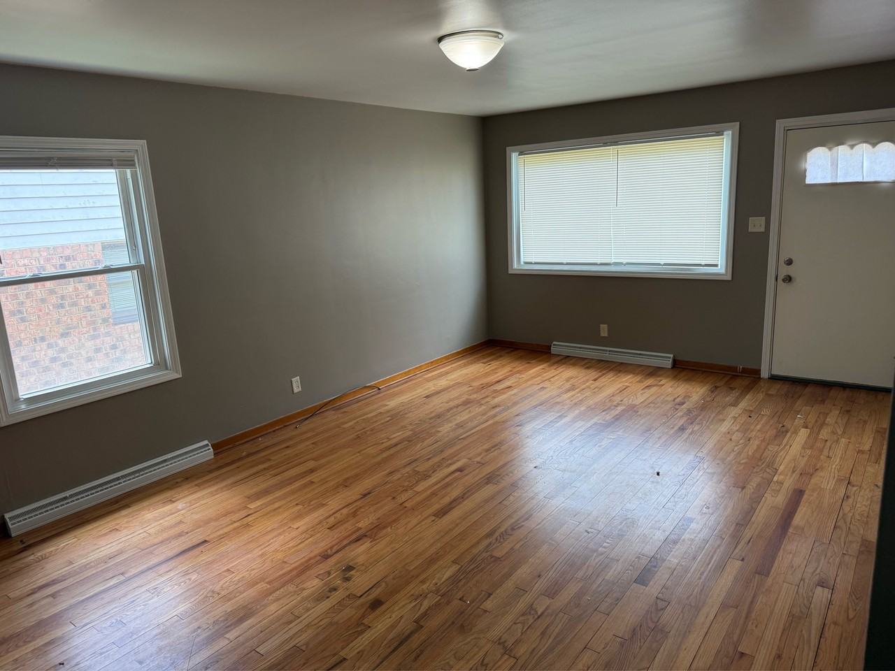 1479 Hyde Park Ave #1 - Photo 5 of 13