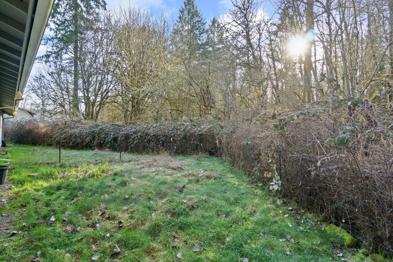 748 Old Pacific Hwy Se #A - Photo 7 of 21
