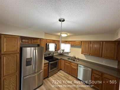 7220 York Ave S #505 - Photo 7 of 35