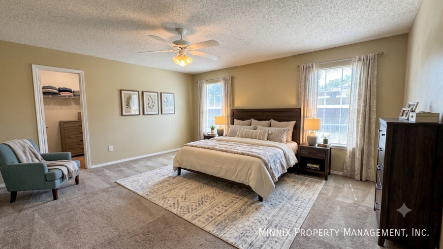 7514 Paris Ave - Photo 3 of 33