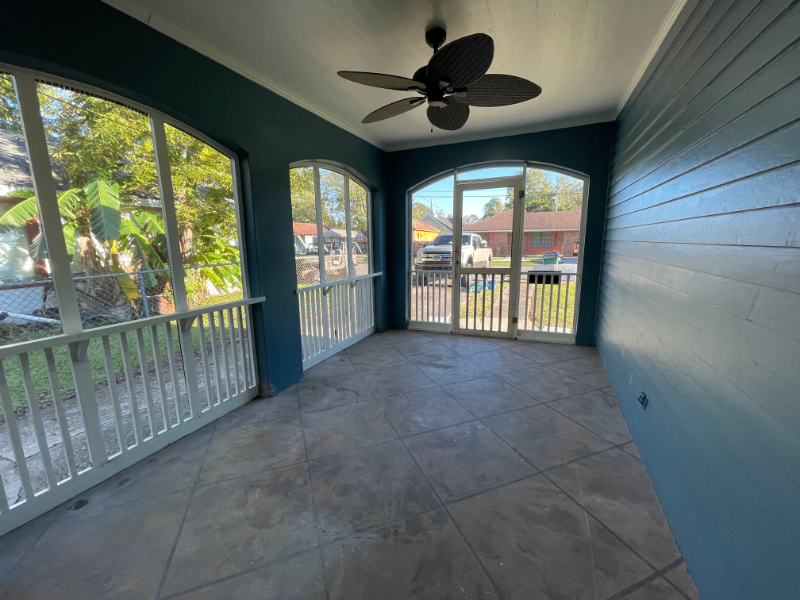305 Terrebonne St - Photo 5 of 22