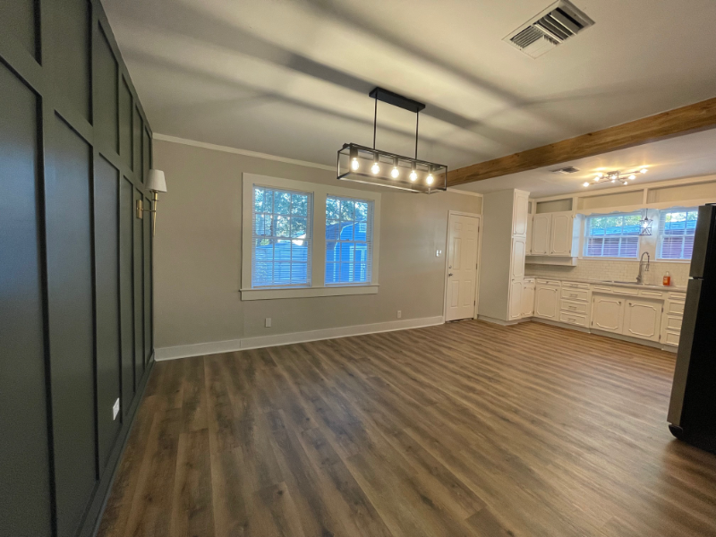 305 Terrebonne St - Photo 7 of 22
