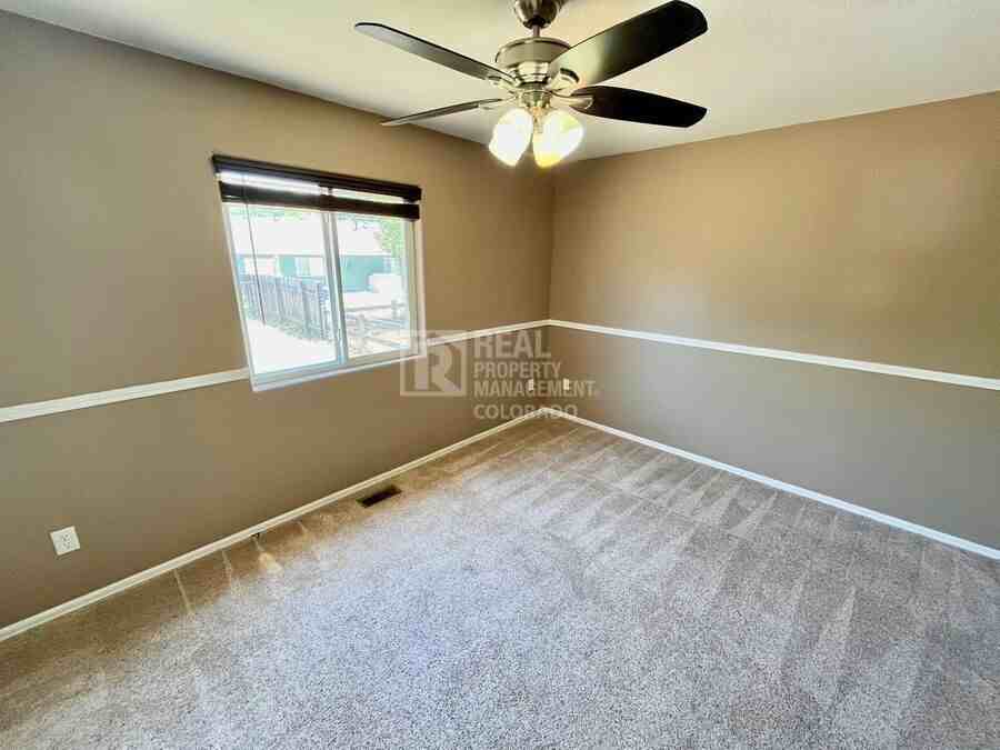 1574 S Growers Dr - Photo 6 of 21