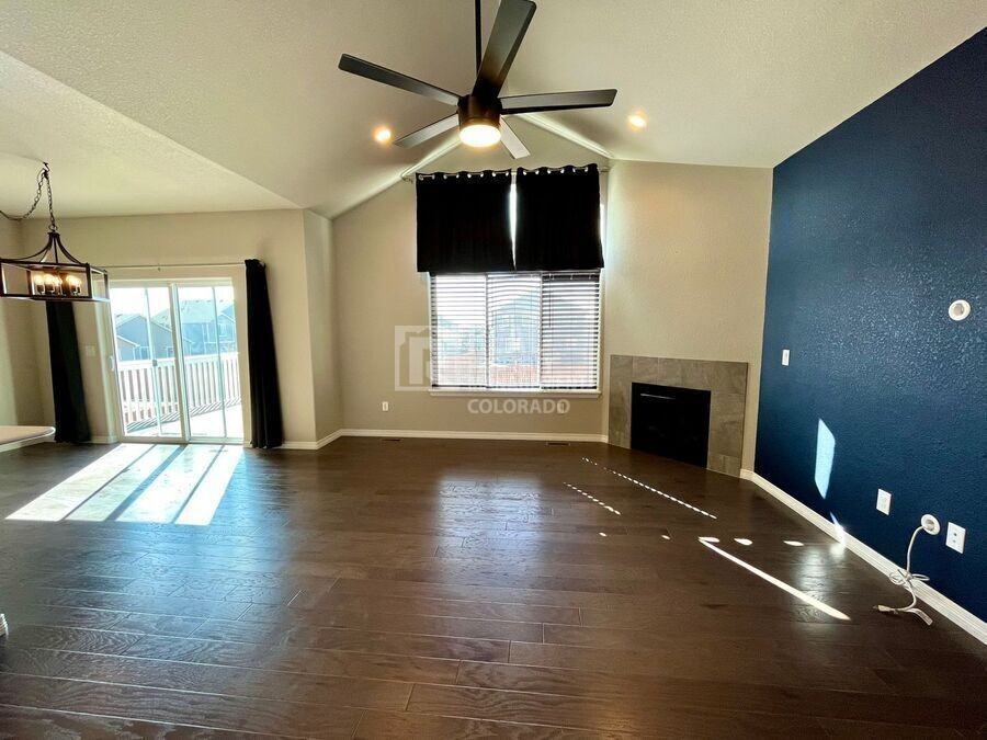 12767 Scenic Walk Dr - Photo 5 of 40
