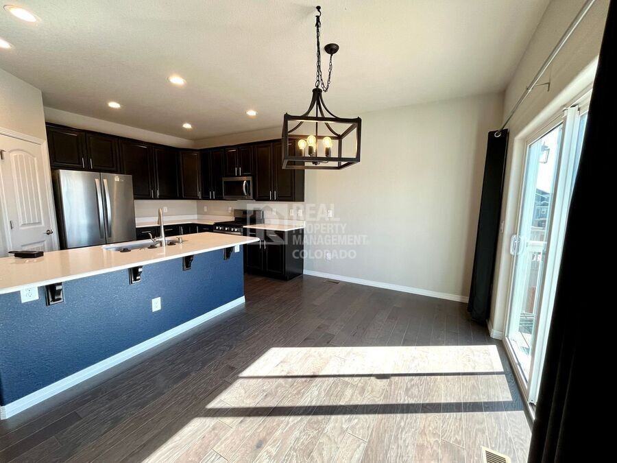 12767 Scenic Walk Dr - Photo 7 of 40