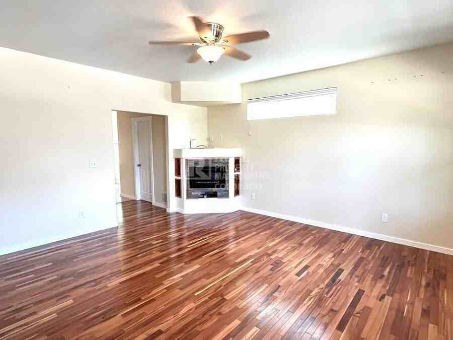4983 Dovetail Ln - Photo 2 of 15