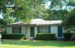 featured image of 208 Gordon St