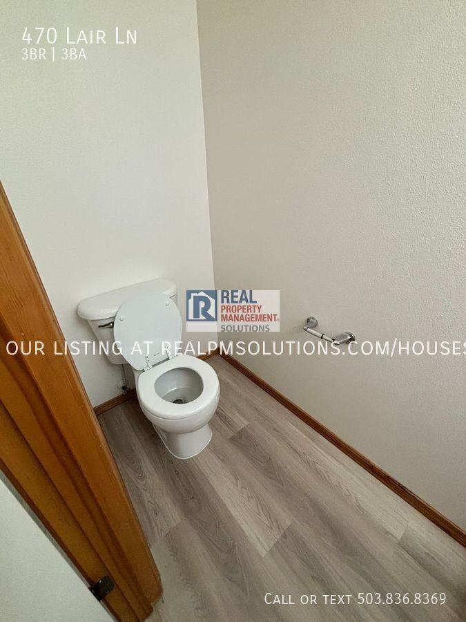 470 S Lair Ln - Photo 3 of 18