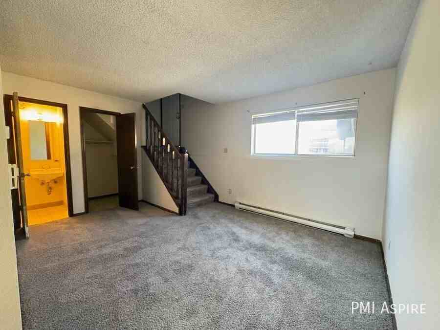 2024 Lincoln St #2026 - Photo 3 of 16